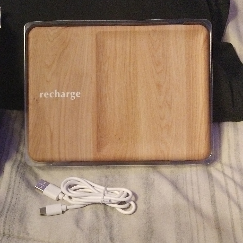 Wireless Charging Pad - Picture 3 of 3